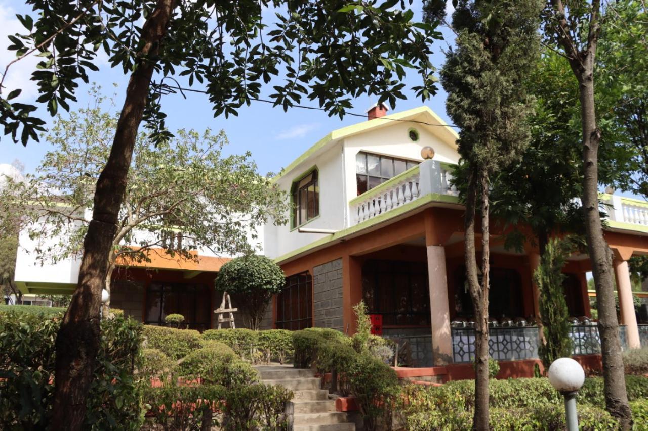 Mataman Gardens Hotel Naivasha Exterior photo
